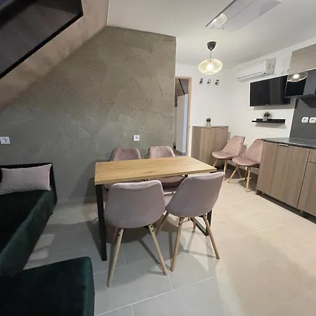 Smeraldo Apartmanok Siófok Zewnętrze zdjęcie