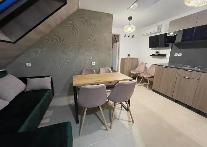 Smeraldo Apartmanok Siofok