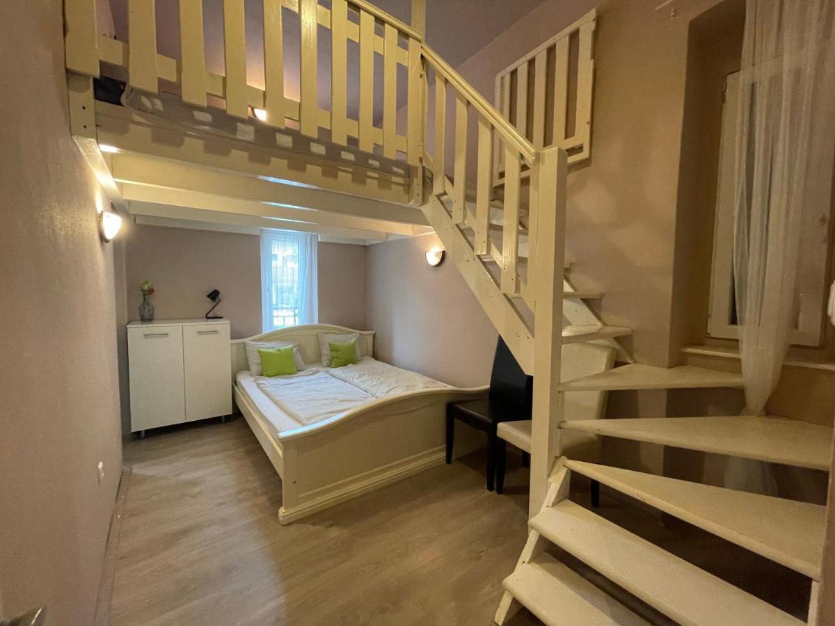 Smeraldo Apartment *
