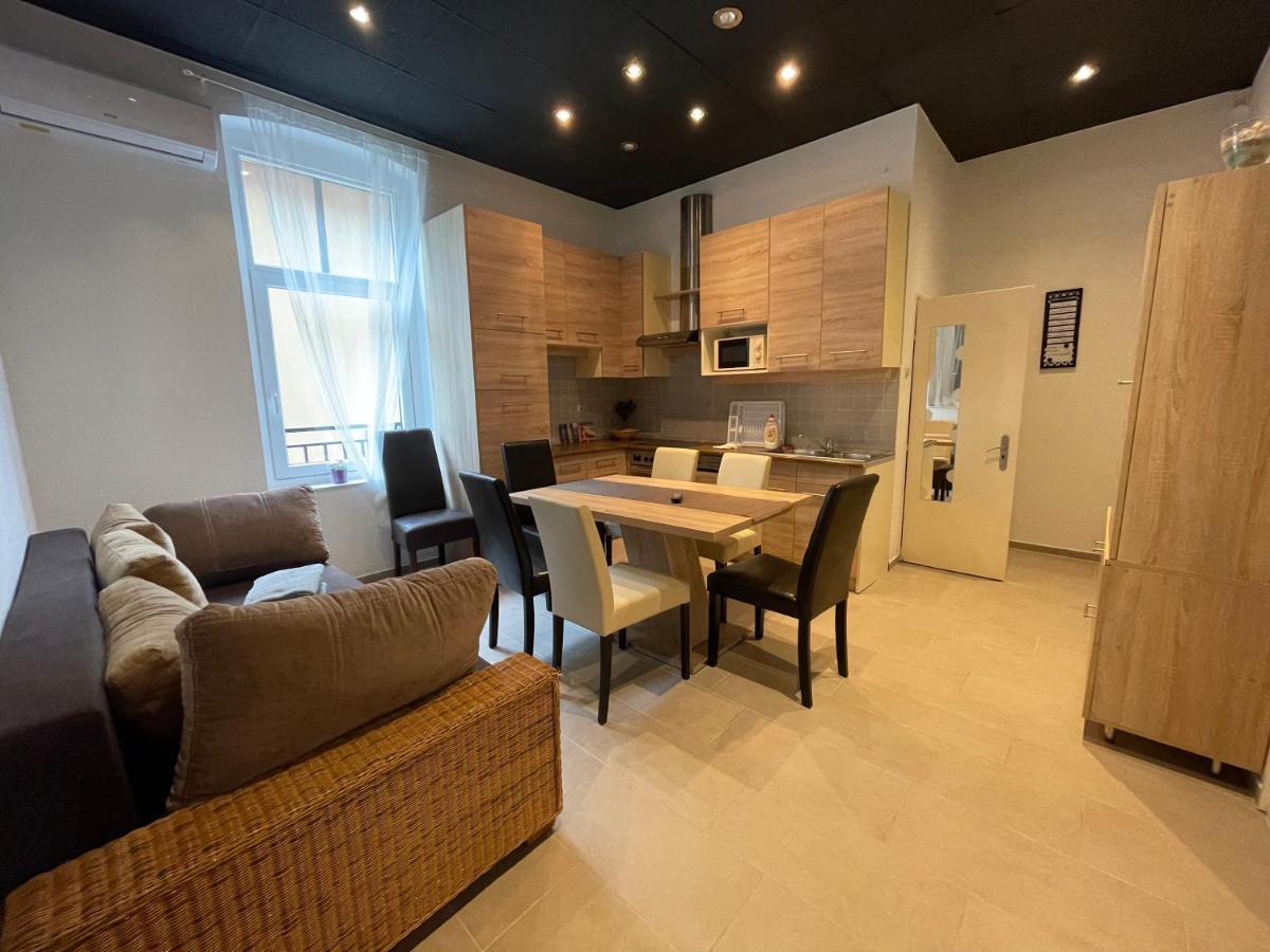Smeraldo Apartment *